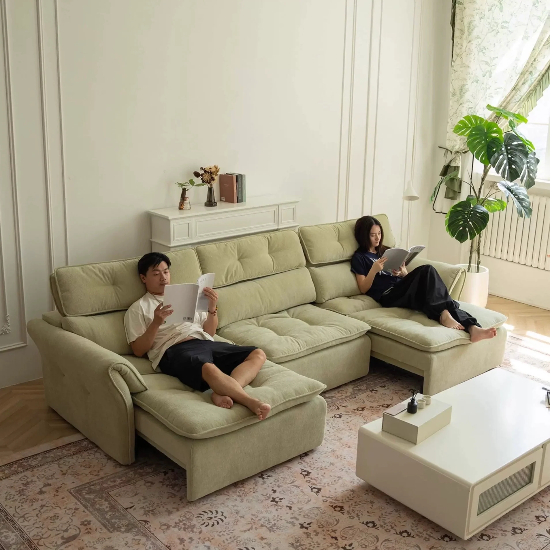 Benjamin Extendable Sofa - Image 3