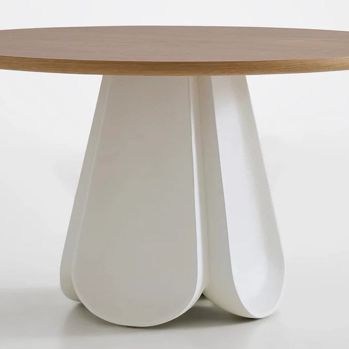 Nash Table - Image 7