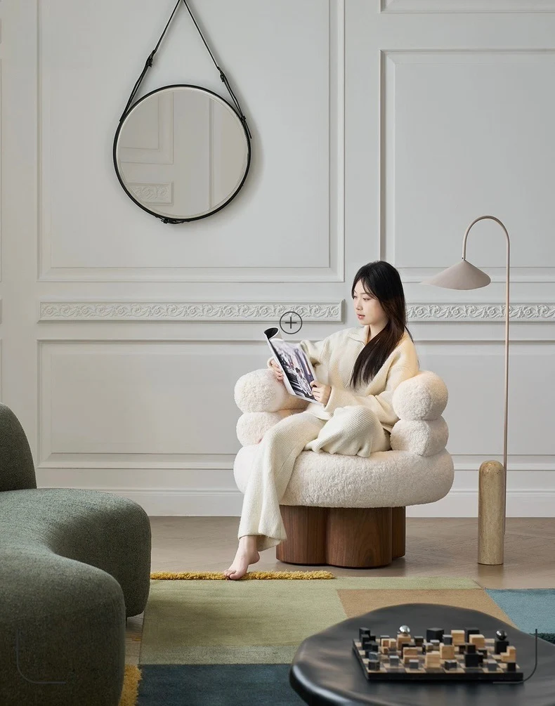 Ora Chair - Image 4