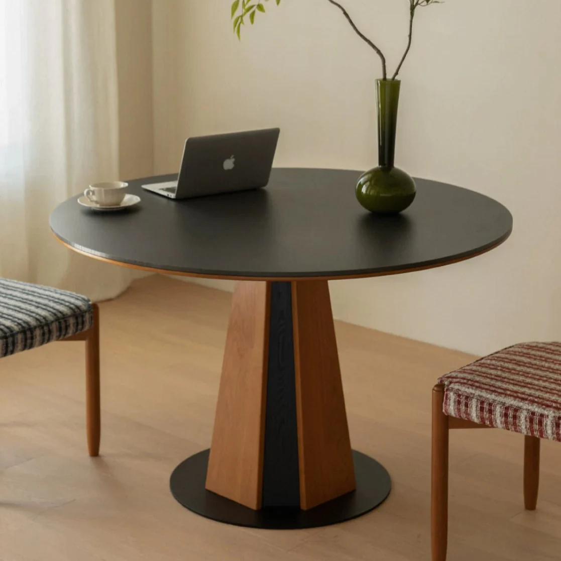 Sephora Dining Table - Image 3