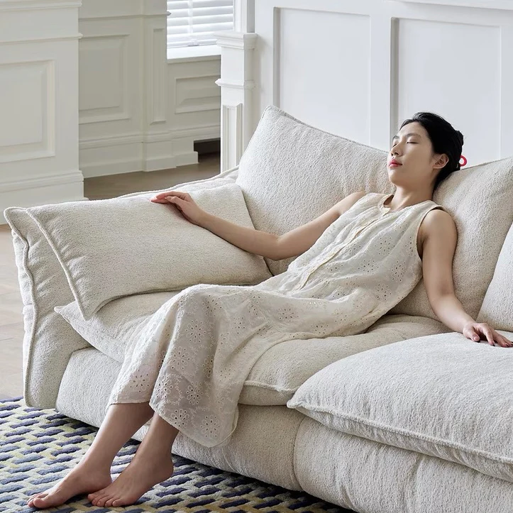 The Ayra Sofa - Image 3