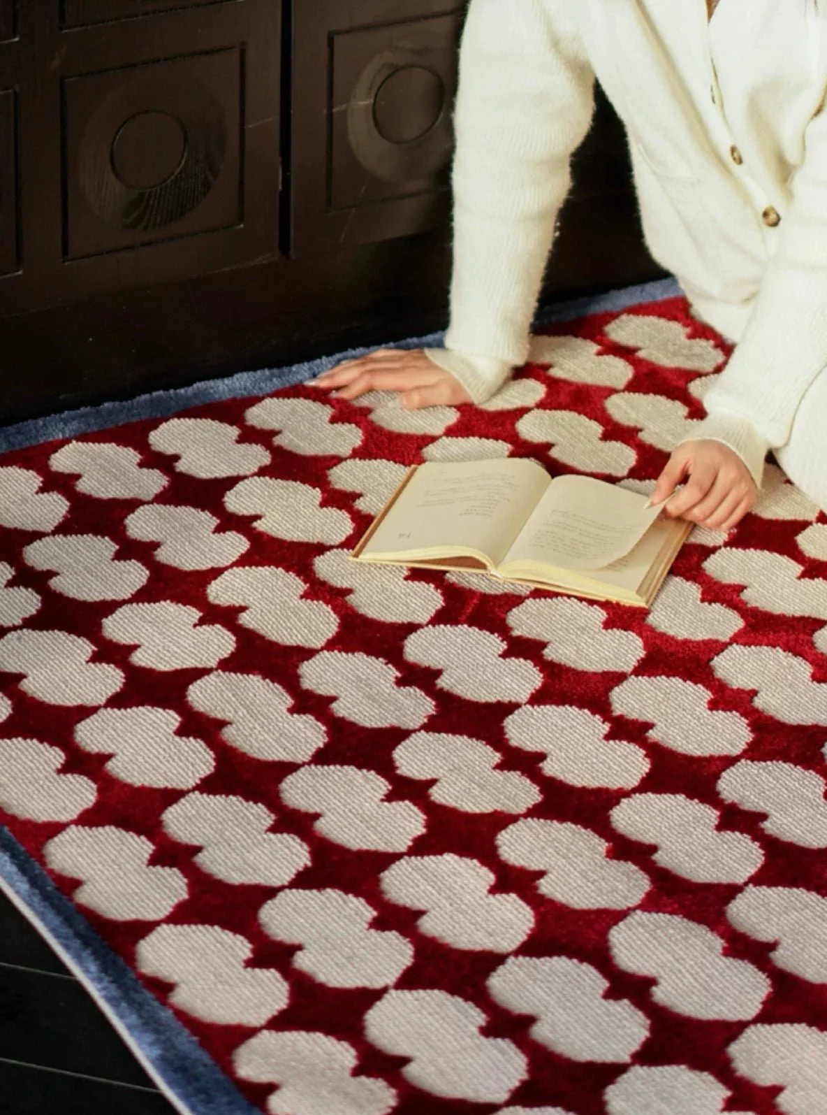 The Carnival Rug - Classic - Image 5